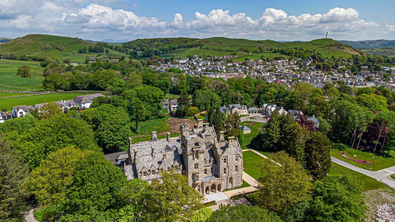 Villa Rowley House At Stone Cross Mansion à Ulverston Extérieur photo